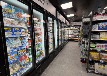 Carrefour y Veritas inauguran supermercados
