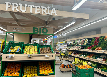 Interior de tienda de Alimerka