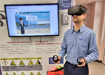 Asistente a una formación virtual de Nestlé