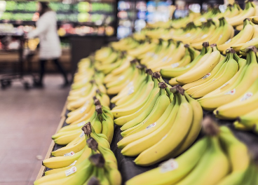 Plátanos en el supermercado