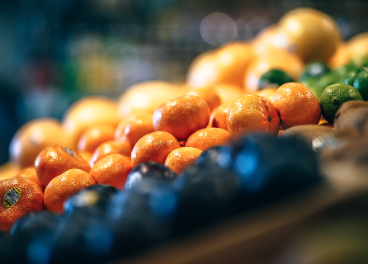 Lineal de fruta en el supermercado