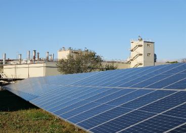 Paneles fotovoltaicos en la planta de Reus