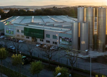 Lence crece un 4,2%