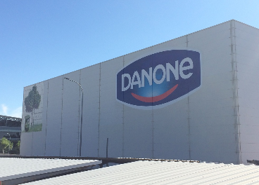 Danone se reorganiza en tres geografías