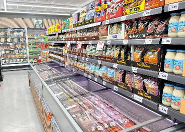 DIA y Consum inauguran supermercados