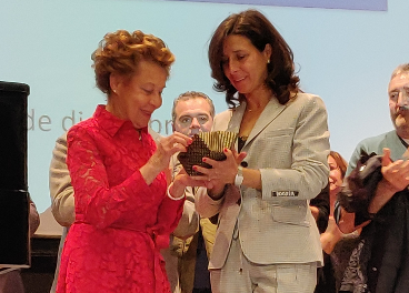 Homenaje a la presidenta honorífica de Gullón