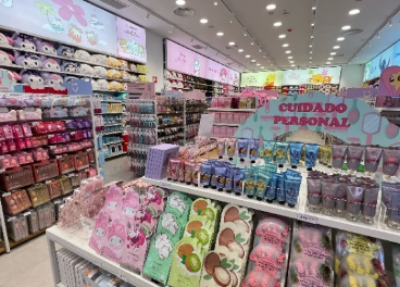 Miniso, Tous y Time Road abren tiendas