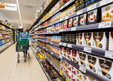 Interior de supermercado Hiperber