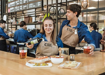 Heineken España impulsa el empleo joven