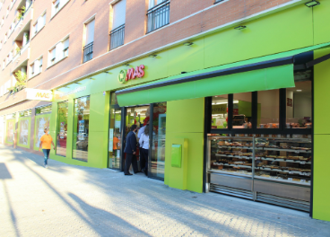 Supermercado Grupo MAS calle Tharsis (Sevilla)