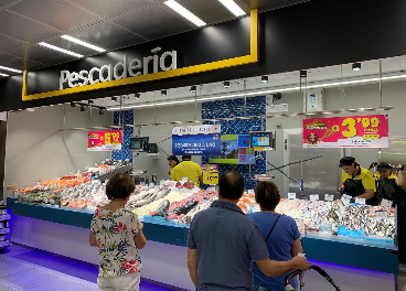 Eroski, Ahorramas y Primaprix abren tiendas