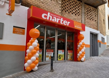 Consum lleva Charter a un nuevo territorio