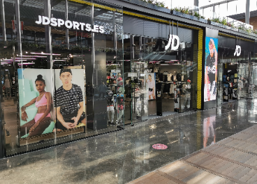 JD Sports abre cuatro tiendas