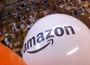 La CNMC multa a Amazon y Apple
