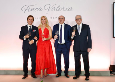 Félix Solís lanza Finca Valeria