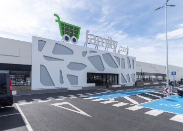 Family Cash anuncia nuevo centro comercial