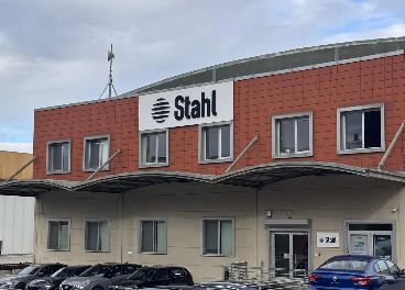 Henkel negocia la compra de Stahl