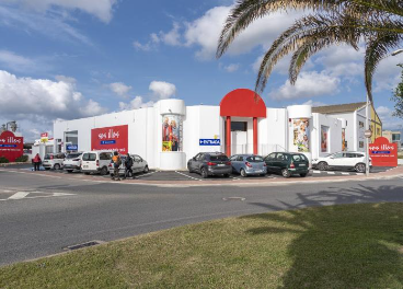 Exterior de un supermercado de Ses Illes Markets