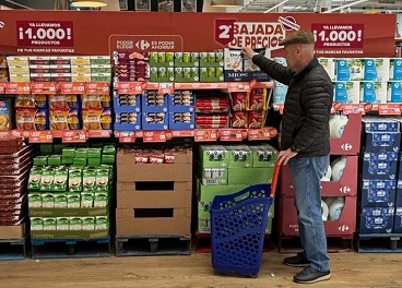 Carrefour rebaja el precio a 1.000 productos