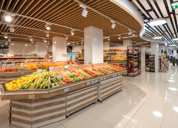 Interior de supermercado Froiz en Madrid