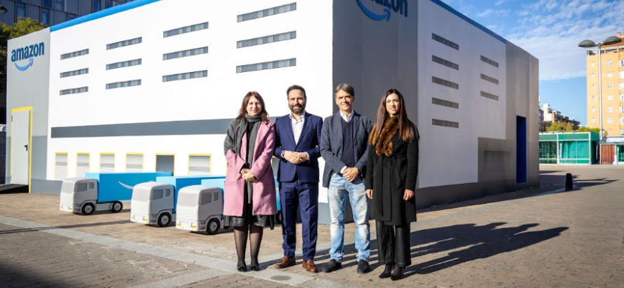 Inauguración de Amazon Land