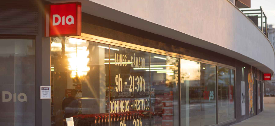 DIA se instala en el primer Zara