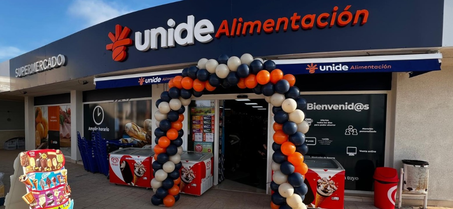 David Navas, en almacén de Unide en Valdemoro