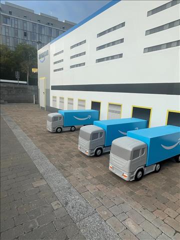 Exterior de Amazon Land