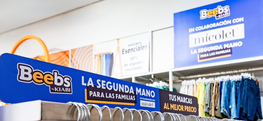 José Luis Carceller (Kiabi) y alcaldesa Alcorcón