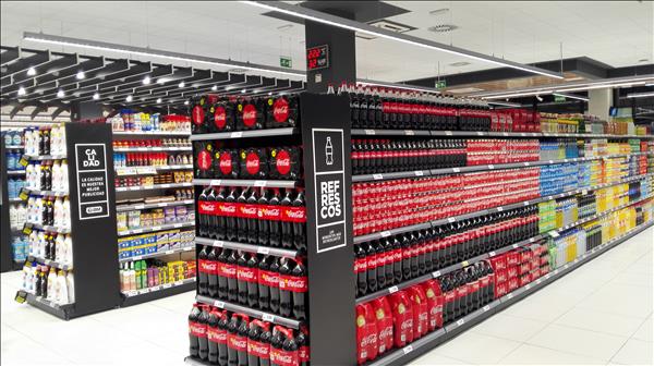 Señalización de la sección de refrescos