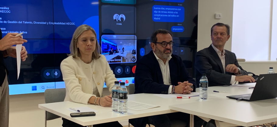 España lidera el absentismo en el mundo