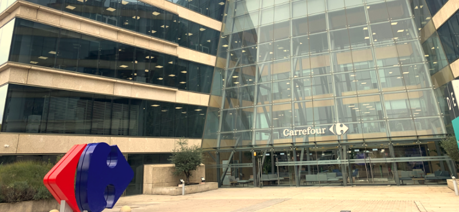 Carrefour lidera las aperturas en abril